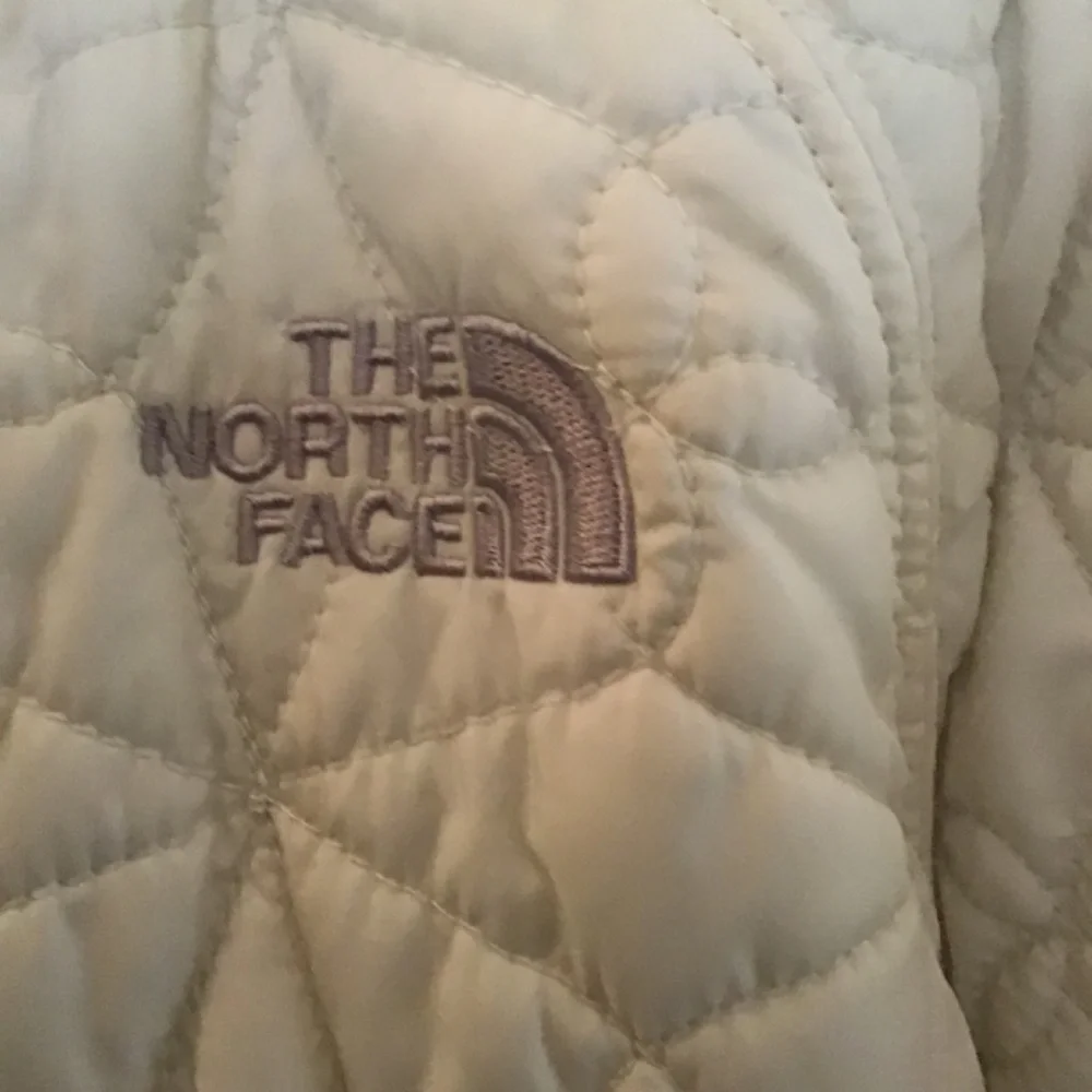 North Face jacket medium cream - Picture 3 of 6